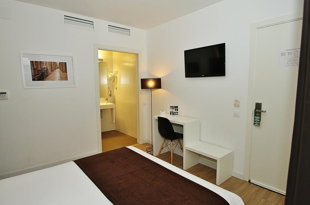 Hotel Bestprice Diagonal Barcelona Bilik gambar